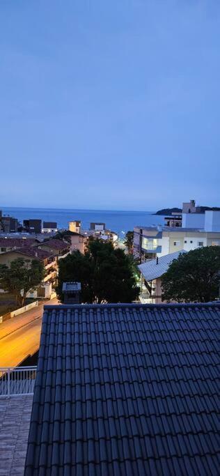 Apto Vista Mar -250Mts Da Praia 봄비나스 외부 사진